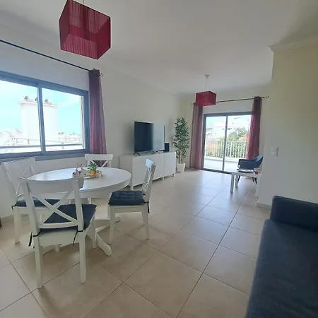 Sea And Old Town Views Apartment