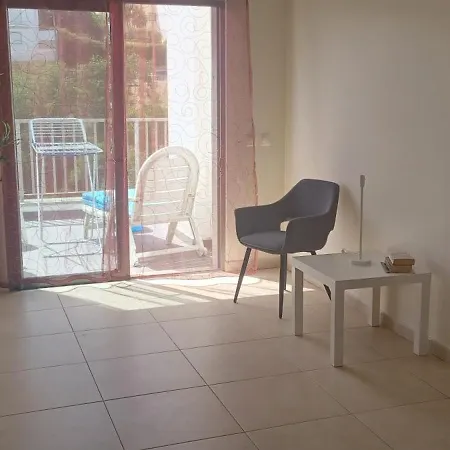 Sea And Old Town Views *